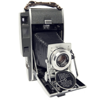 POLAROID 110B Pathfinder Land Camera